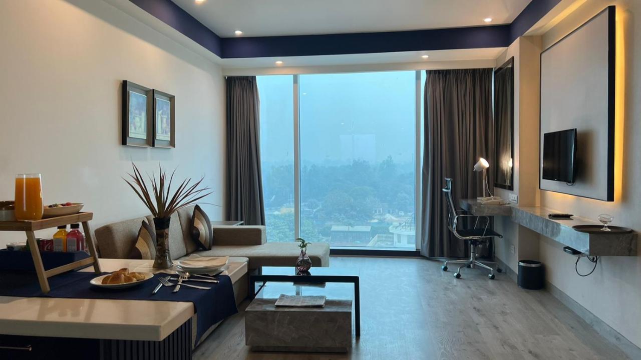 Golden Suites Gurgaon Inde Hotels מראה חיצוני תמונה