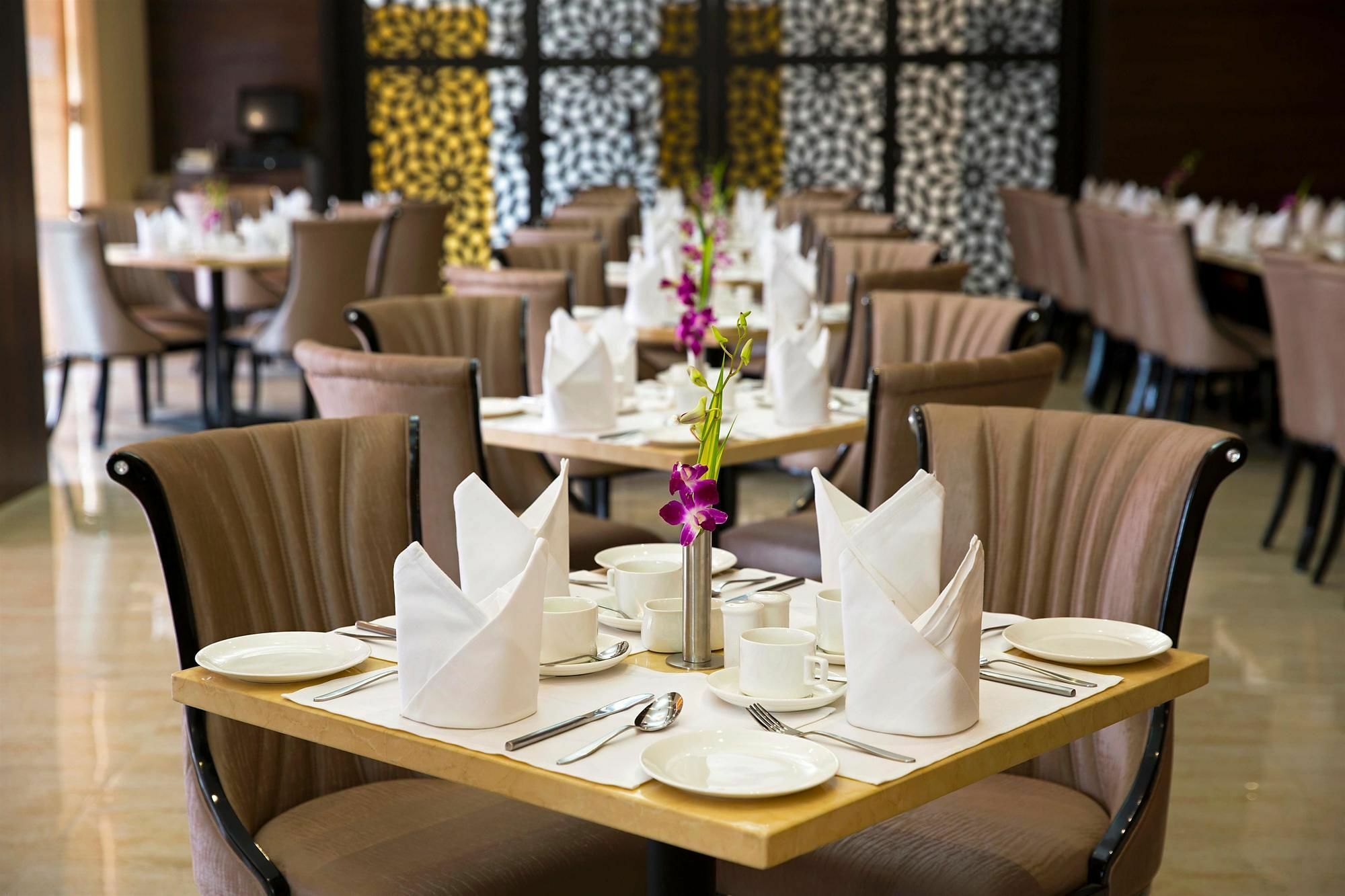 Golden Suites Gurgaon Inde Hotels מראה חיצוני תמונה